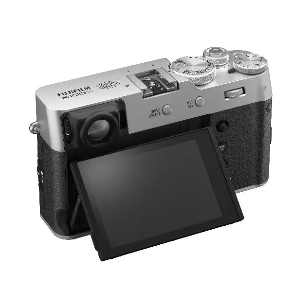 FujiFilm X100VI Camera - Silver